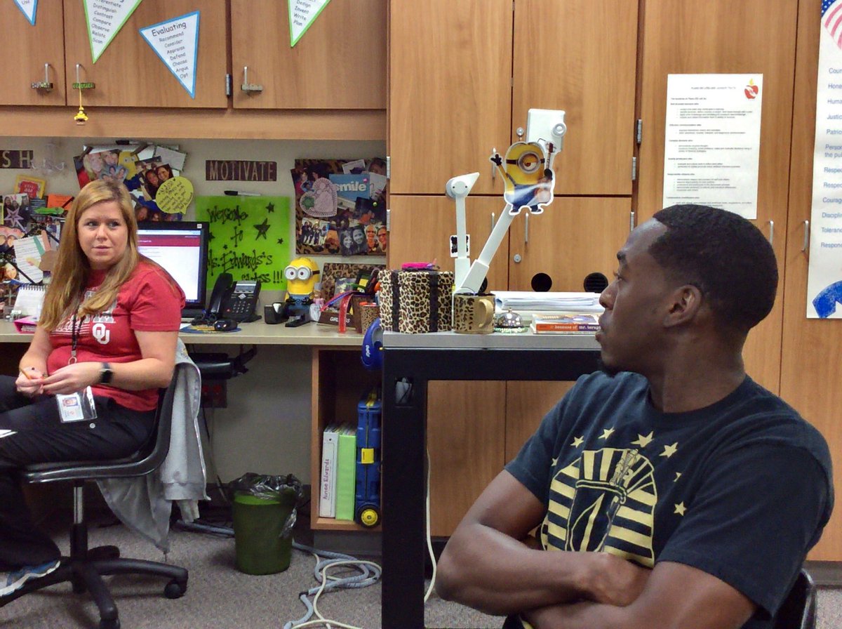 Mitchell_5th's tweet photo. Mitchell Ts discussing SEL #pisdbest https://t.co/F53jT3JXgJ