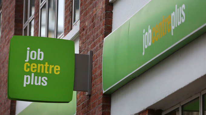 itvnews's tweet photo. Do unemployment figures show that the economy is in a better state than we thought?
https://t.co/aNJ5qAlsSb https://t.co/g3ji6Dvv3U