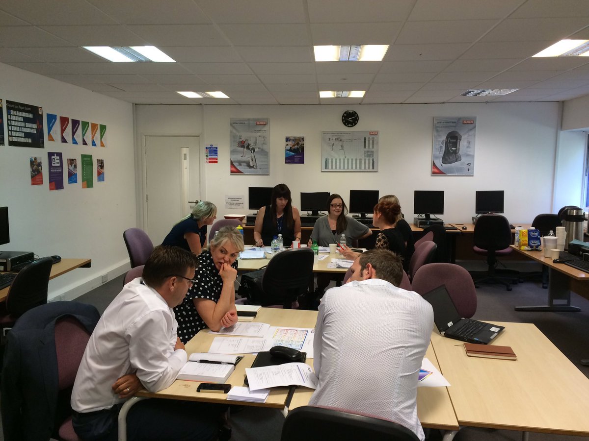 stemfoundation1's tweet photo. @N_HertsCollege w/ @profsmedhat talking #STEMCanvas #new #programmes #STEMStrategy #technology #innovation #live RT https://t.co/WoUvsJKMME