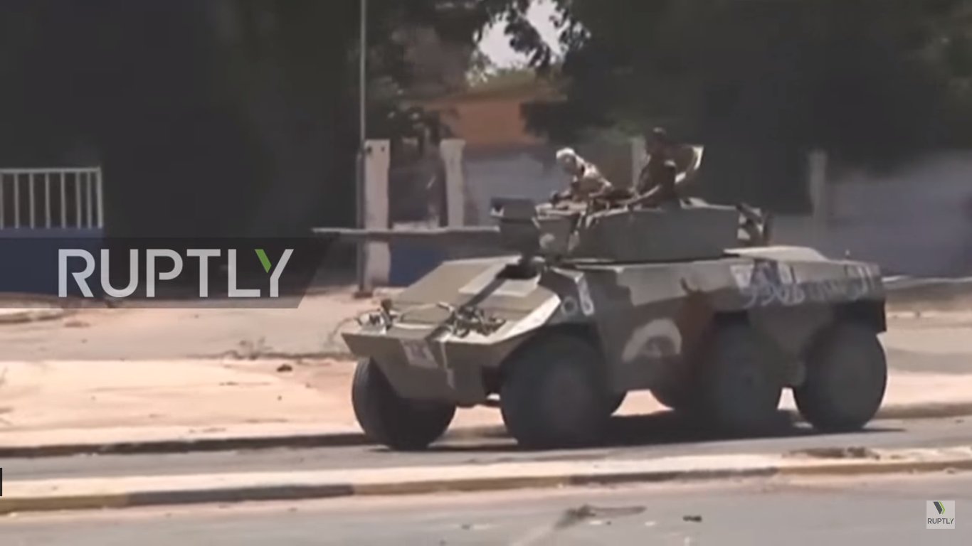 CqESz1ZXYAANEL6.jpg:large