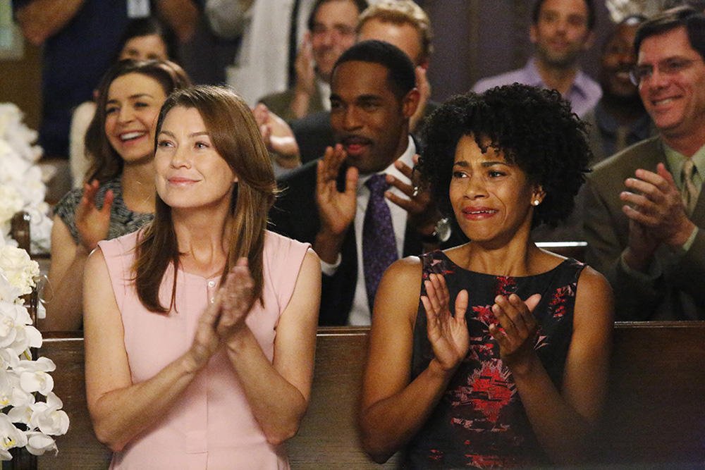 TVGuide's tweet photo. #GreysAnatomy Season 13 will focus on the "Originals" https://t.co/WA626X2ztl @GreysABC @EllenPompeo https://t.co/xZMXe4FywD