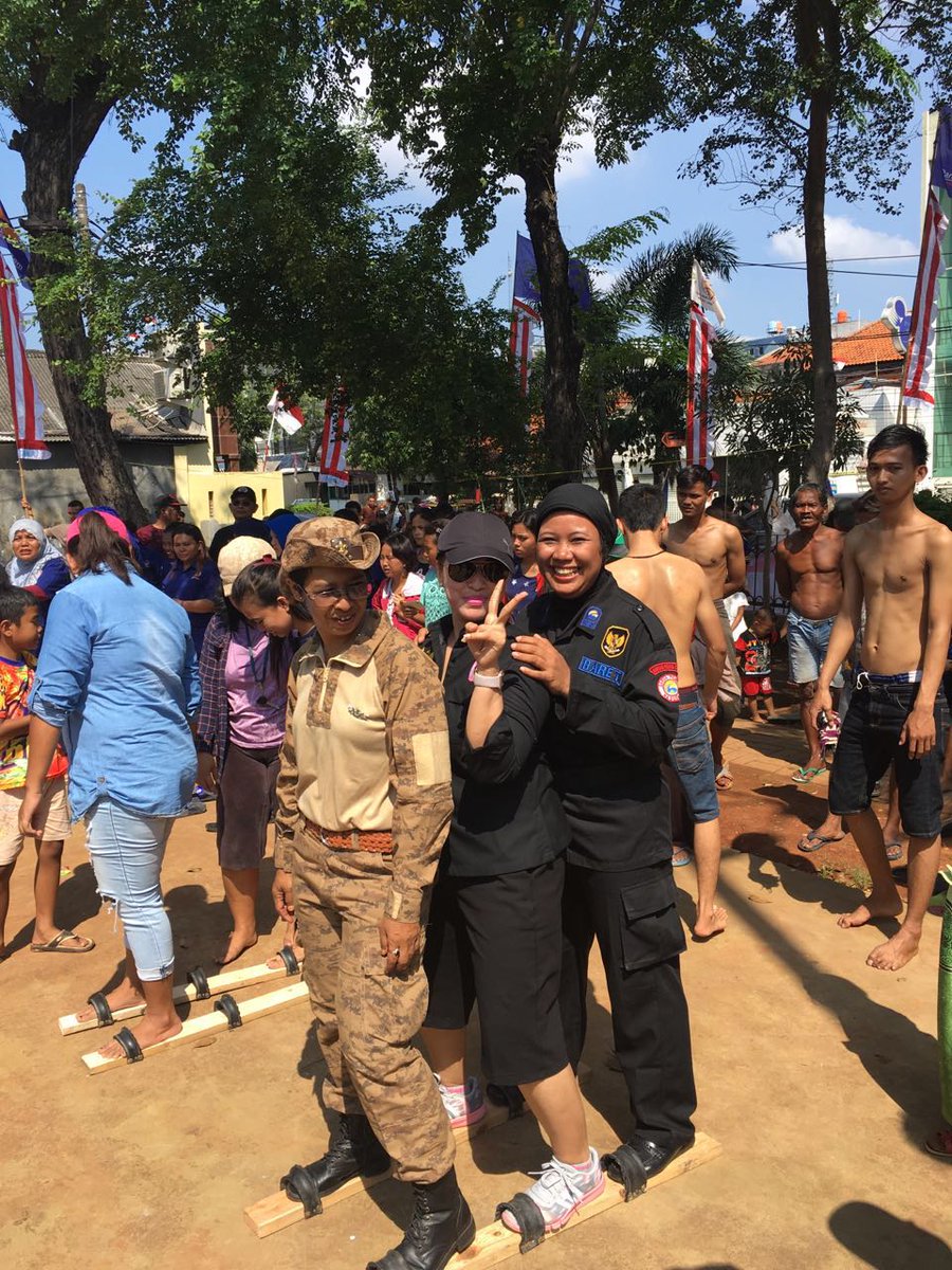 DPWGPNASDEM's tweet photo. Tidak ada perbedaan!! kita adalah satu, satu bangsa satu tanah air, satu tumpah darah, INDONESIA!! #DirgahayuRI71 https://t.co/6VeYQNMK0S