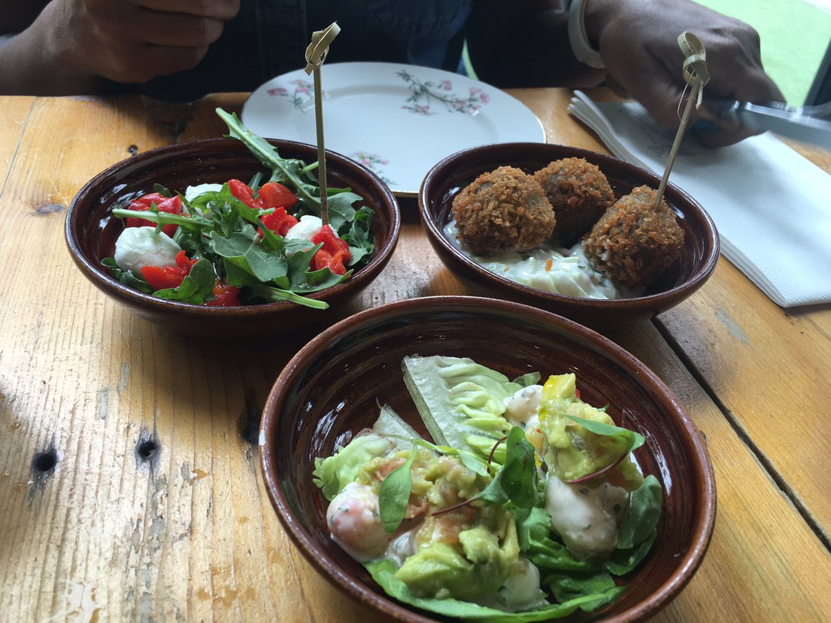 Woof!As reliable &amp; lovable as ur pet pooch🐶 the @BarkingDBelfast is still as good as ever-enjoyed the pasta special