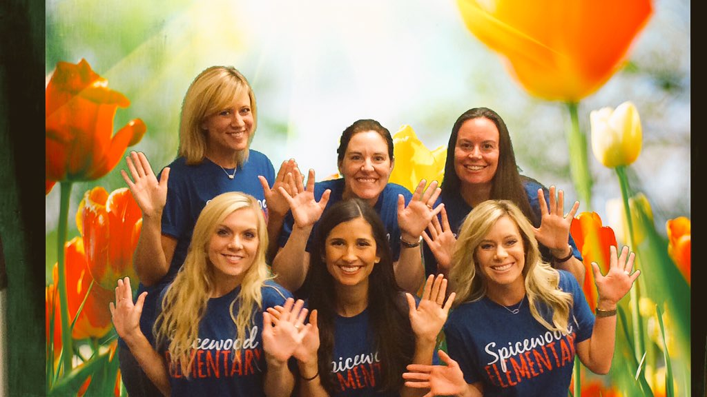 Kinder "garden" of learning. We are ready to develop a growth mindset in our students this year! #rrisdkickoff