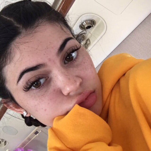 twiitteerpack's tweet photo. ~ Twitter Pack // Kylie ~ 

Se lo volete segui il profilo, #rt e crediti 👼🏻 https://t.co/7hvDnVNZXk
