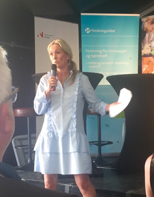 .<a href="/KrohnTraaseth/">Anita Krohn Traaseth</a> <a href="/InnovasjonNorge/">Innovasjon Norge</a> åpner diskusjonen om klynger de neste 10 år. <a href="/NCE_Raufoss/">NCE Raufoss</a> @OsloMedtech @gcesubsea