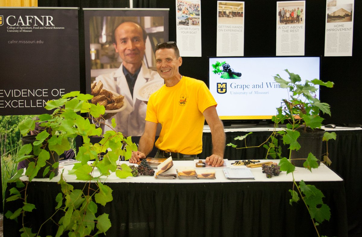 cafnr's tweet photo. Great day in #Mizzou Central at the @MoStateFair! We've got plenty of @BucksIC + Dean Volenberg from MU Grape &amp; Wine https://t.co/yPqeyn5UZG