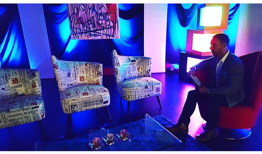 MiraTVMiami's tweet photo. Gran estreno de @stlgeneros este 21 de agosto 8:00pm Todo sobre la comunidad LGBTQ  #respeto #tolerancia #comunidad https://t.co/xfBBGukspD