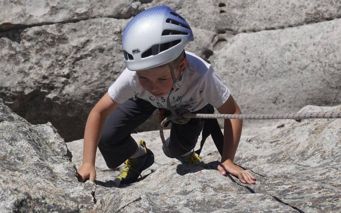 visitsouthidaho's tweet photo. Are your kids interested in rock climbing? @CityOfRocksNPS can get you started! https://t.co/FskyV7s9Xk https://t.co/YWFtR7CJu8