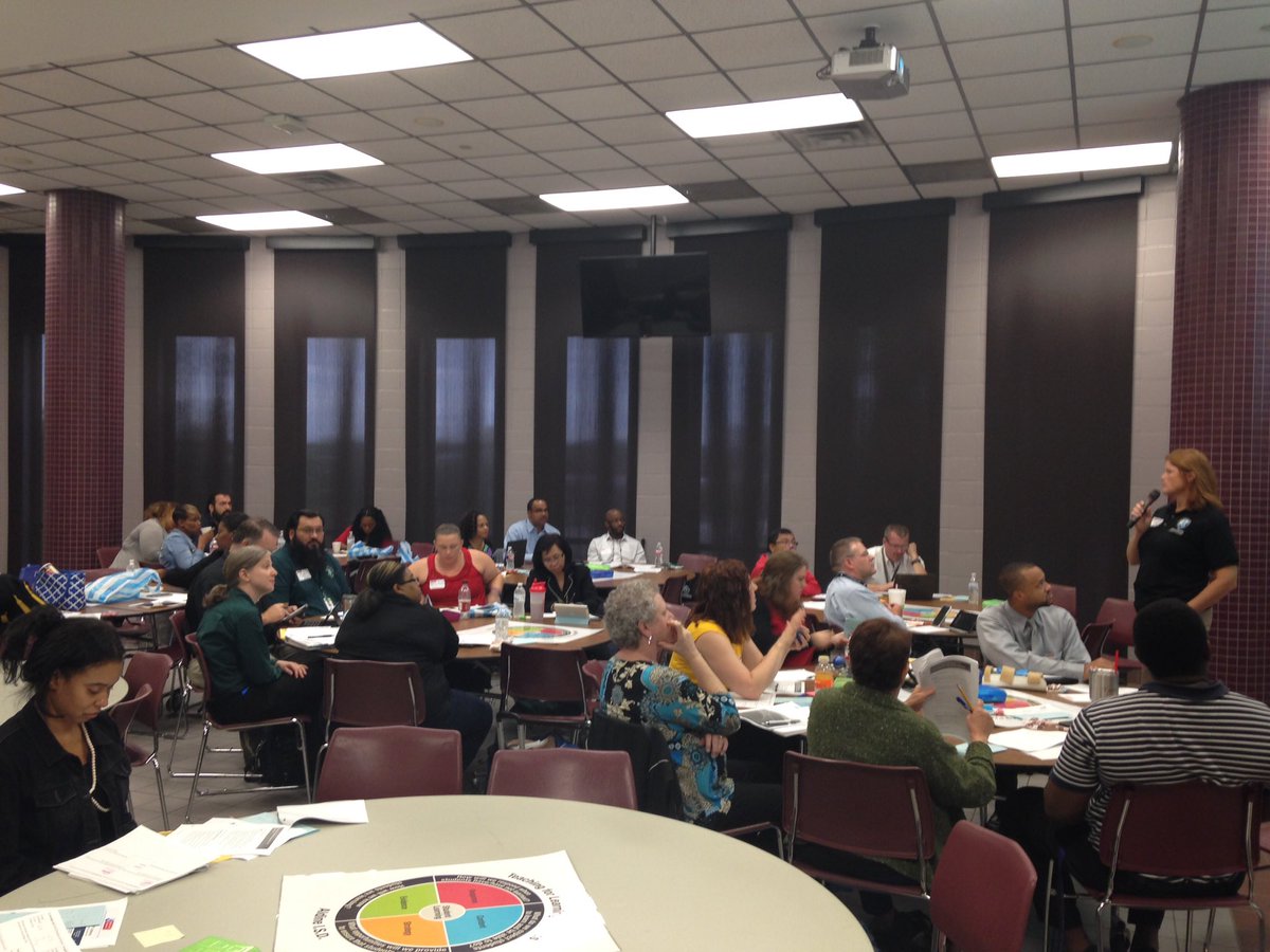 G_Schleeter's tweet photo. Our @AldineISD #MYPConference infuses the #TLP2016 & #Technology https://t.co/HunzWioTKk