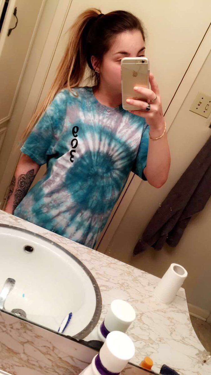 kelsaevans19's tweet photo. overly satisfied w my new Tyler Dyes shirt! highly recommend getting one before they run out! @TylerDyes @TylerDyes https://t.co/GTjRnR5MYe