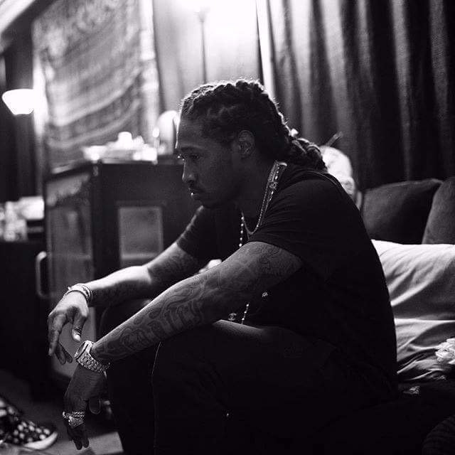 Tea82108's tweet photo. #SummerSixteenTour #ovo #Future #supafuture #hendrix https://t.co/nYsv31oT6W