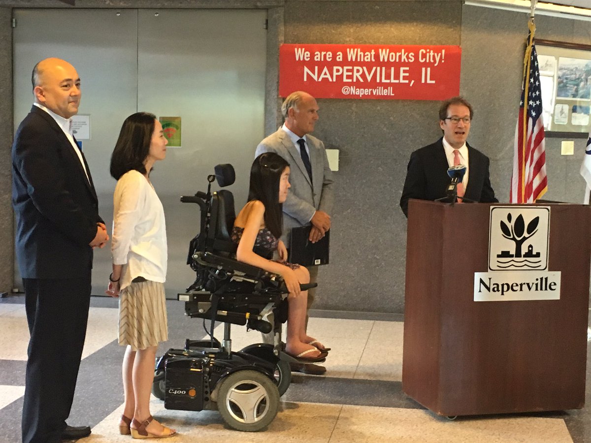 Thank you <a href="/PeterRoskam/">Peter Roskam</a> and <a href="/NapervilleIL/">NapervilleIL</a> for honoring <a href="/meteavalley/">Metea Valley HS</a> Angie Lee today!