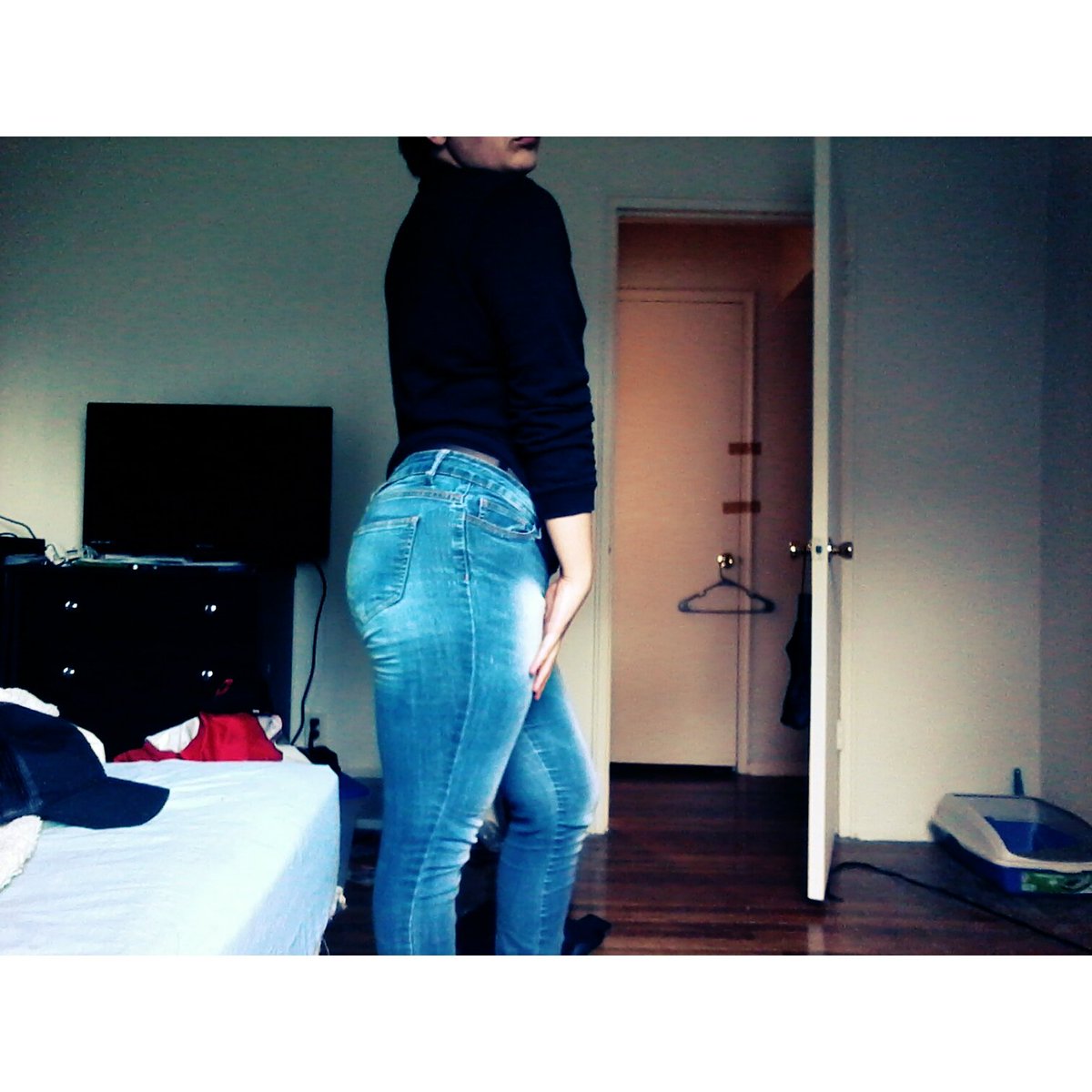 chrisxcarterx's tweet photo. Everyone has their own style- it's what makes us ourselves👌🌸 #fashion #style #gay #booty #casual #jeans #ootd https://t.co/0OLCOv6TeK