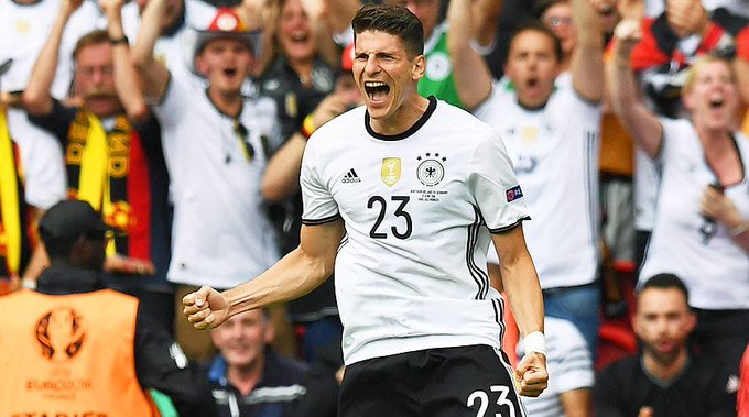 View image on Twitter