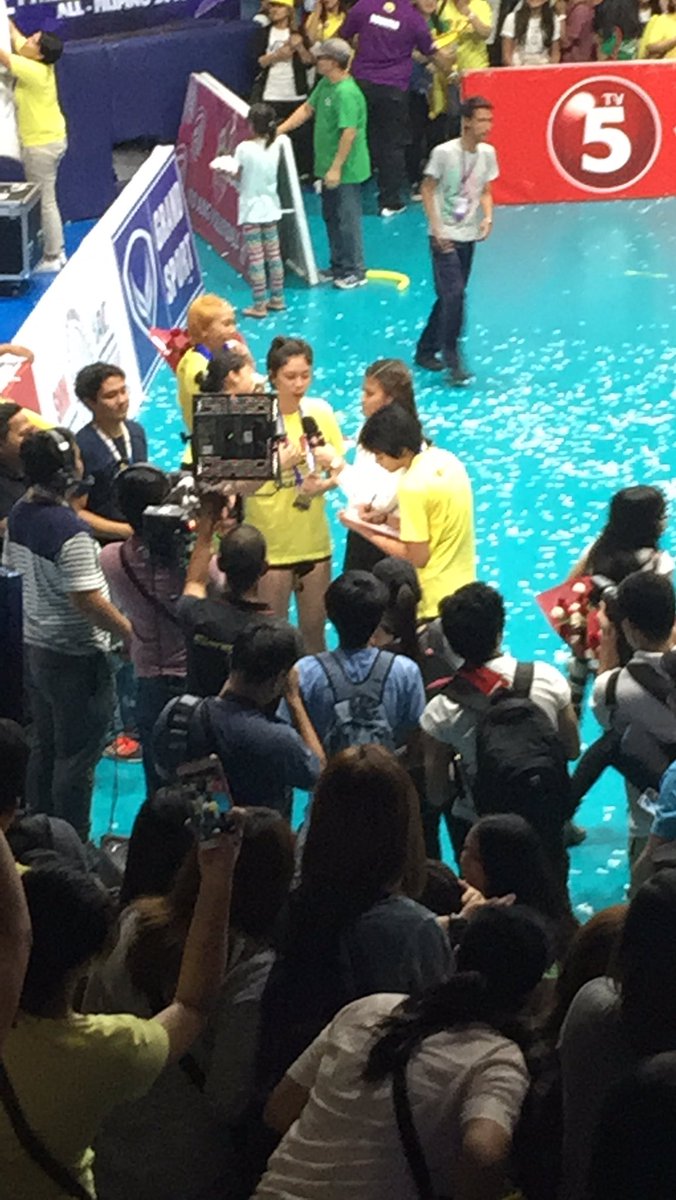 hahahaydz's tweet photo. #BestBullyTandemEver #MikAra 👯😂💚💛🏆 https://t.co/L850BKF579