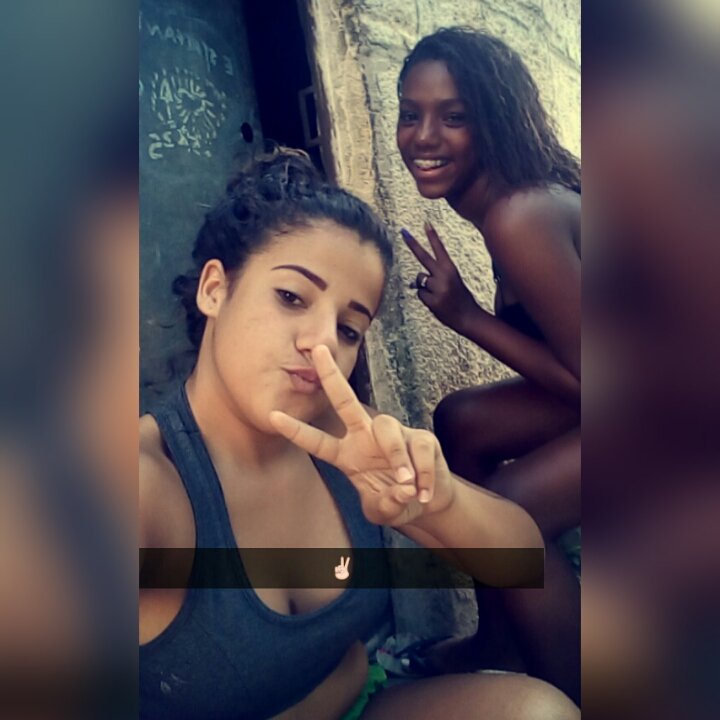gaaby_loka22's tweet photo. Olha oque eu achei amg kk
#Lindaaas👏😘😍 @belly_oliveira2 https://t.co/nK0b4NjzOv