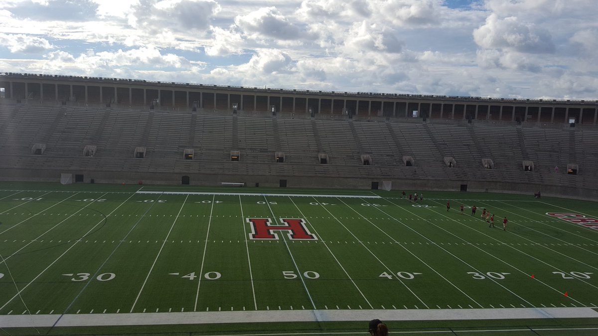 BPCFootball's tweet image. Harvard football reports today 5 pm
Best of luck to Paint Branch's Jordan Hill