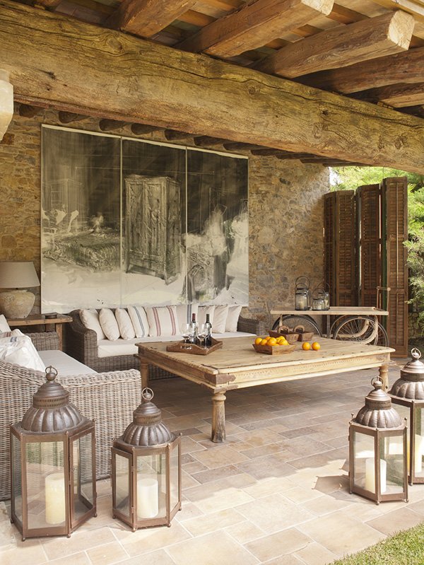 OneKindesign's tweet photo. Countryside home infused with rusticity in the Spanish mountains https://t.co/232npMFcNO https://t.co/nxccDzDlJp