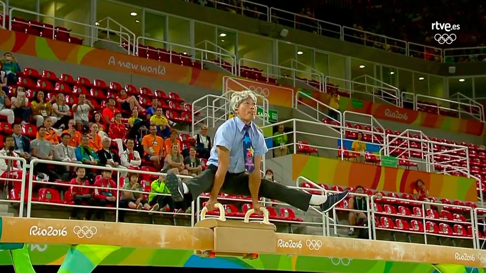 VÍDEO | Ganó el oro en Atlanta 96 y hoy ha demostrado que sigue en plena forma #Rio2016 rtve.es/v/3696622/