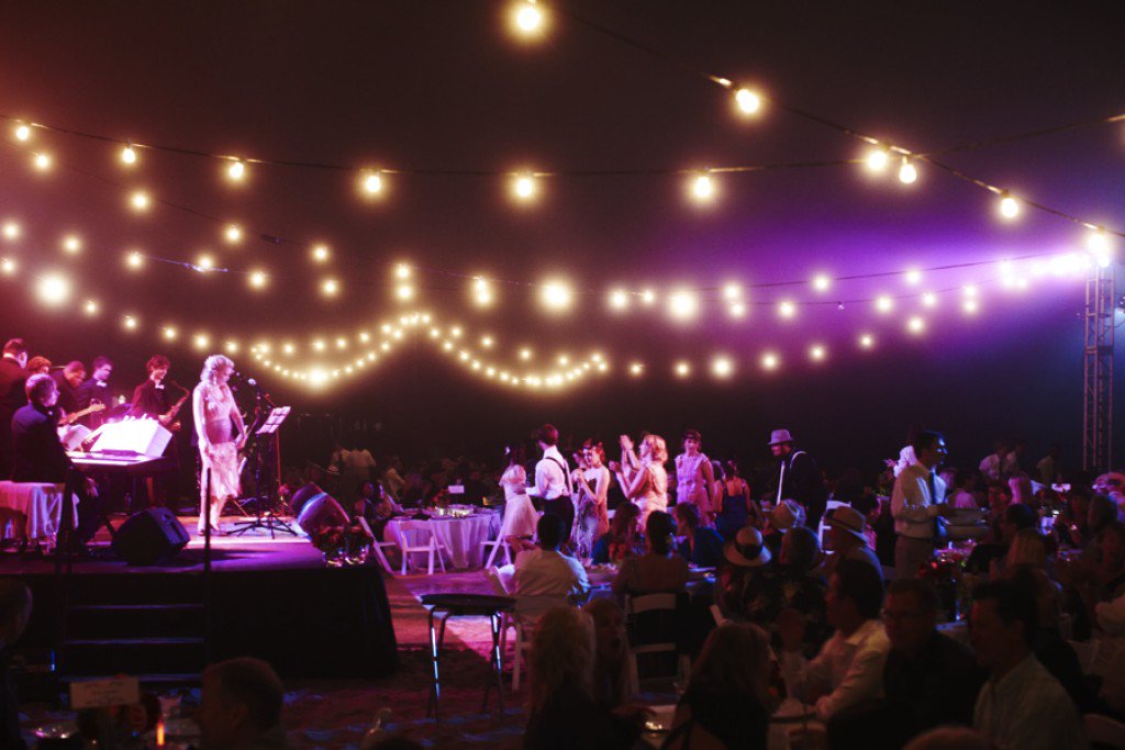 Certain_Arrive's tweet image. 32 Tips &amp;amp; Ideas for Planning a Fundraising Gala Dinner Event hubs.ly/H041j-80 #CheckInEasy #EventPlanning