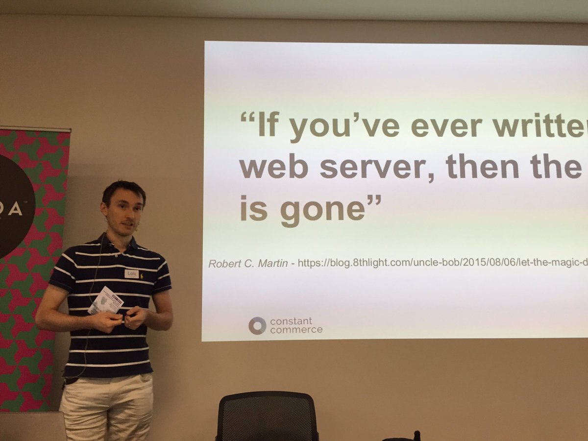jakub_zalas's tweet image. .@epiloic is talking about event driven architecture #SymfonyUK