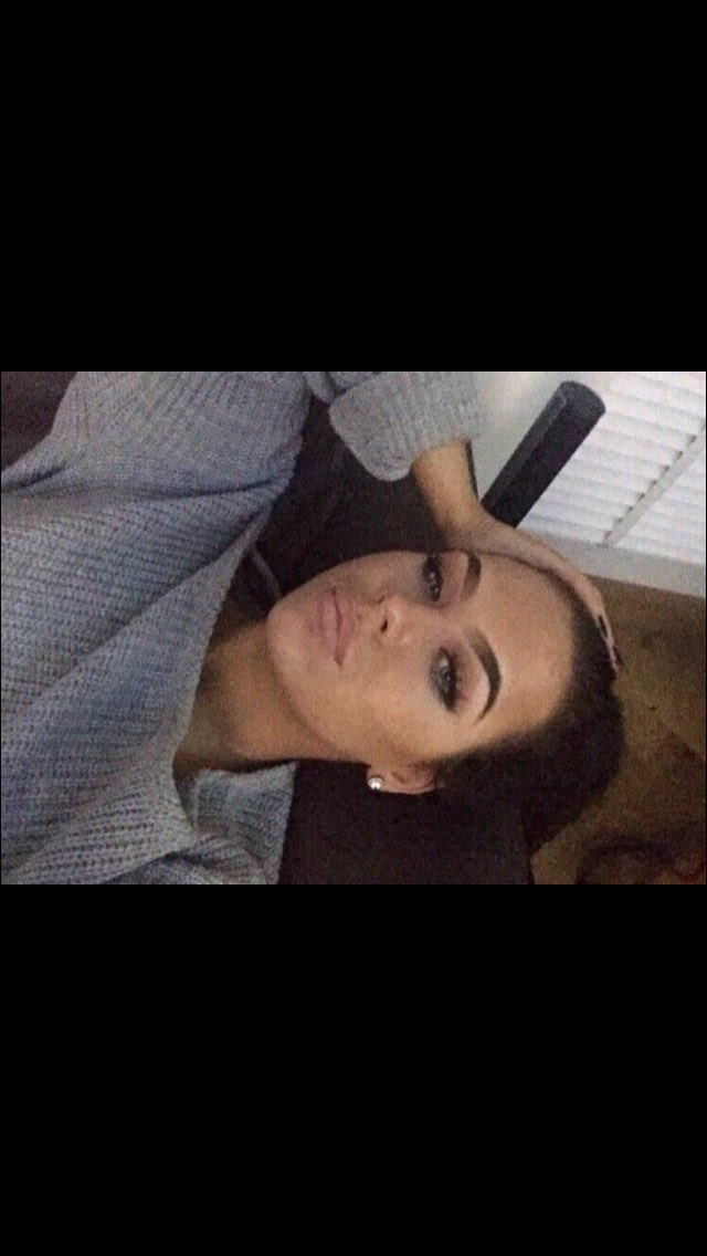 JafichLsFrappes's tweet photo. J'en peux plus la, en plus elle aime Ace quoi 🔥😍😩😍 @Aranaviia https://t.co/3YF0CjQTnV