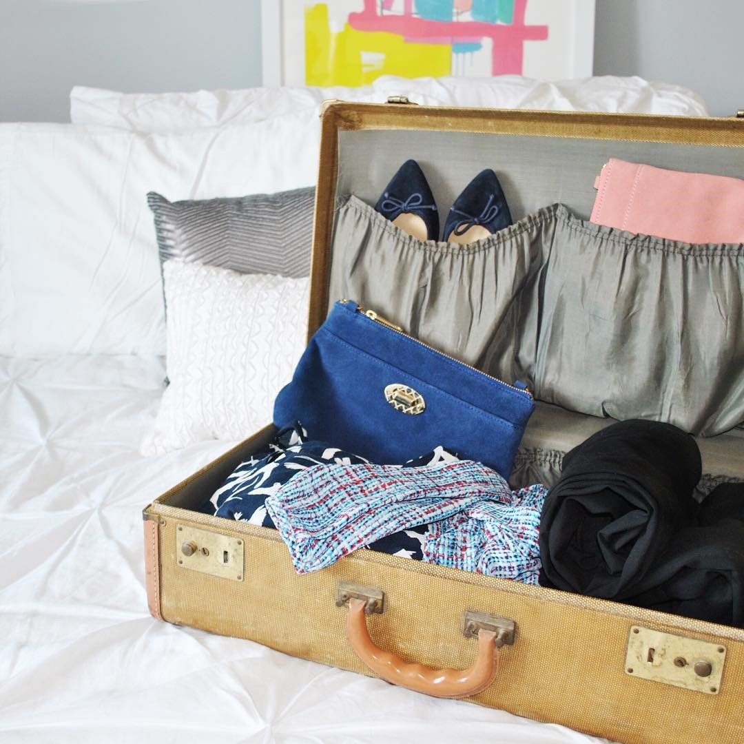 ShoppesatCP's tweet photo. Last minute packing for #summerweekends #talbots #modernclassicstyle #LetsShoppe https://t.co/R6NyXHm4Ju