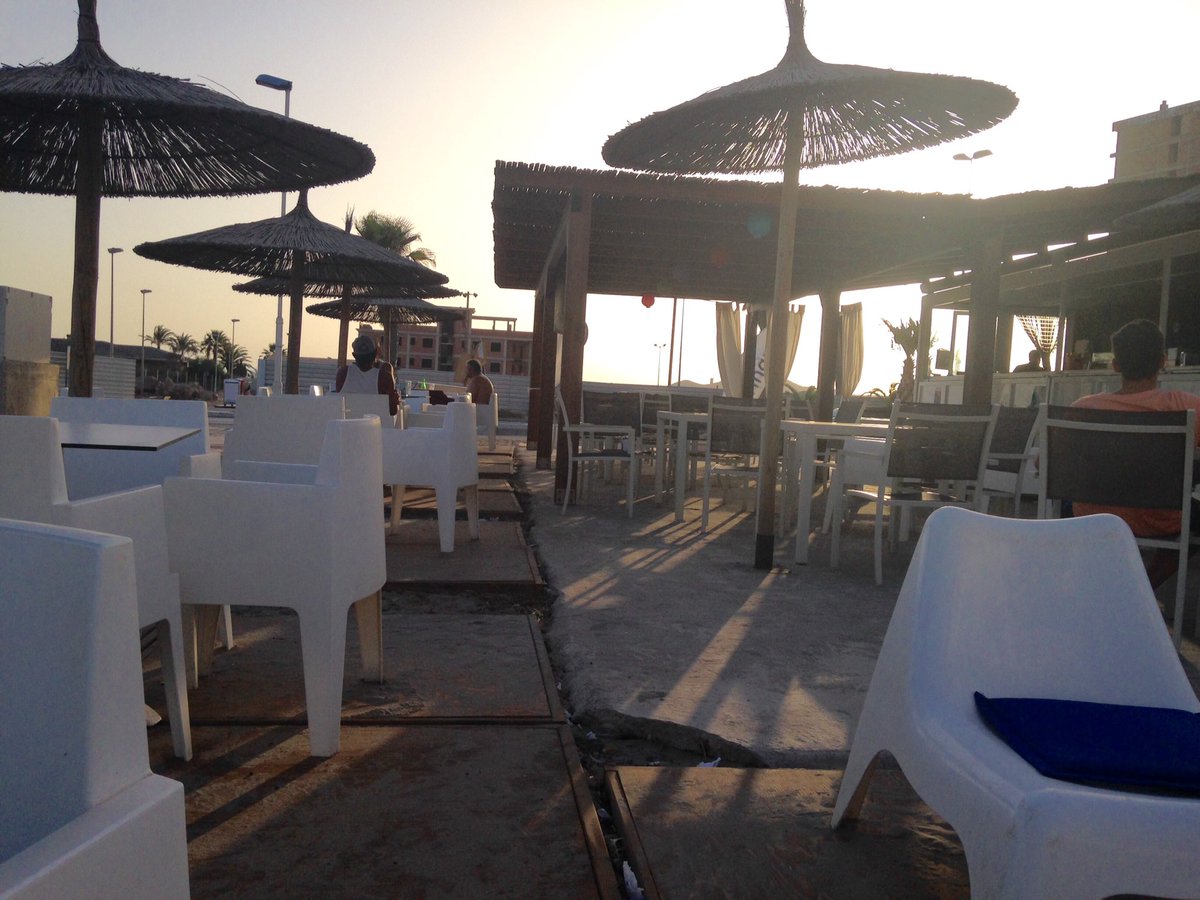 rafafafi1981's tweet image. Tarde de chiringuito en @@FDBLAMANGA  great!!!