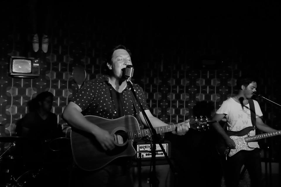 NuevoSonidos_'s tweet photo. Este sábado desde las 22:30 hs vuelve #NS2016 Unplugged junto al cantante chileno @Hugowmusica ¡Te esperamos! https://t.co/tnT47vLYvn