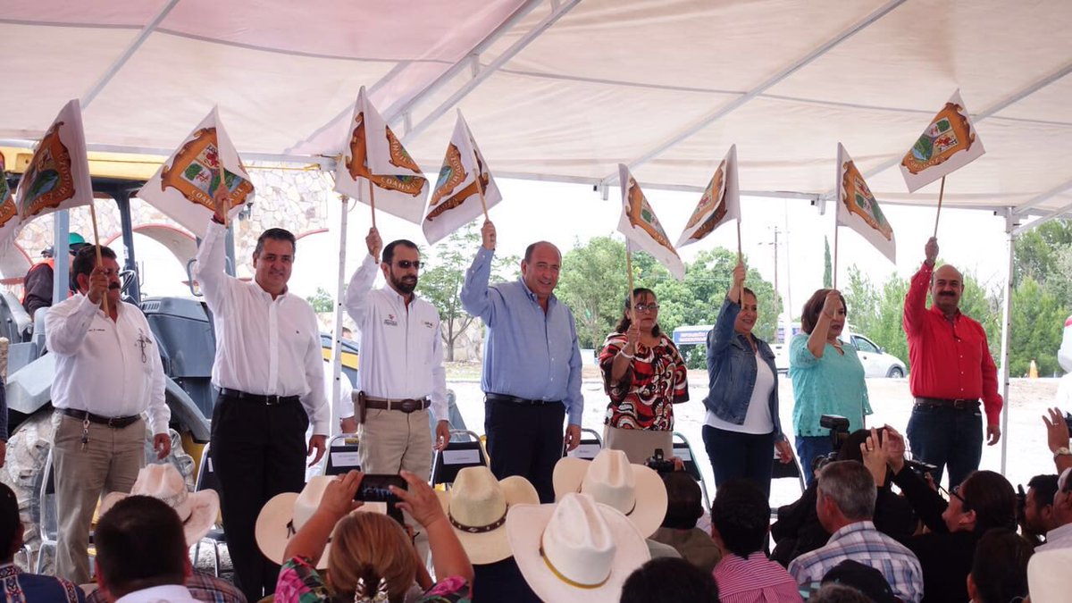 rubenmoreiravdz's tweet photo. Aplicamos mayores recursos para poner en marcha más obras en #Arteaga #PuebloMágico #CoahuilaAvanza @ChuyDuranF https://t.co/v8zaZF9ip2