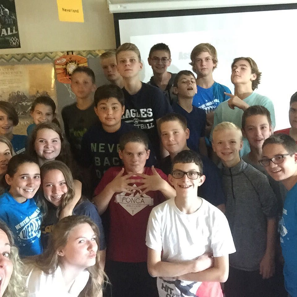 HMSmason's tweet photo. 7th hour #hmshistorians are loving the first day of class! #heritagems #lpsleads https://t.co/o7MWrBDC2c https://t.co/ZLhi6lHk9Z