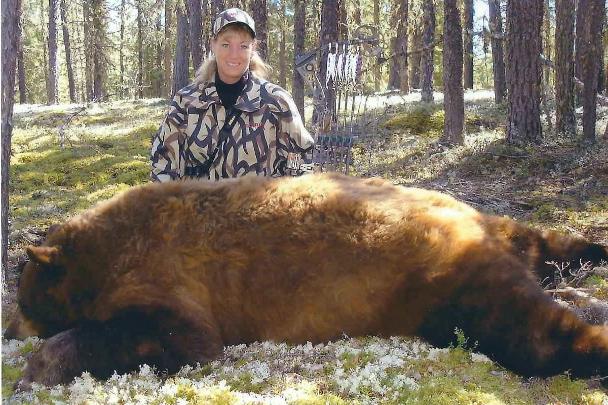 Always keep your eye on the prize. Great trophy, Michele!