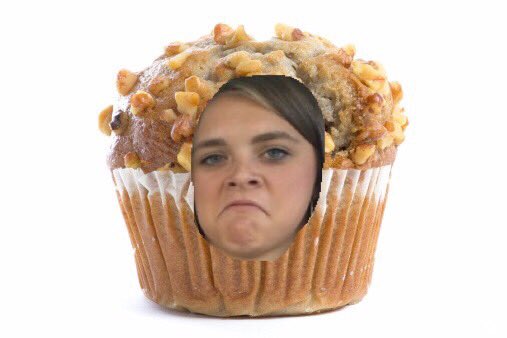 olj2000's tweet image. HAPPY BIRTHDAY MY HANNAH BANANA NUT MUFFIN!! 🎈🎈🎈