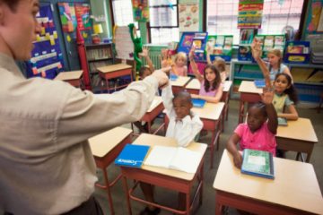 NAfME's tweet photo. Let them talk in your rehearsal! How to develop independent learners, by Richard Cangro: https://t.co/13RWk0oaQZ https://t.co/ncvJZN7ufa
