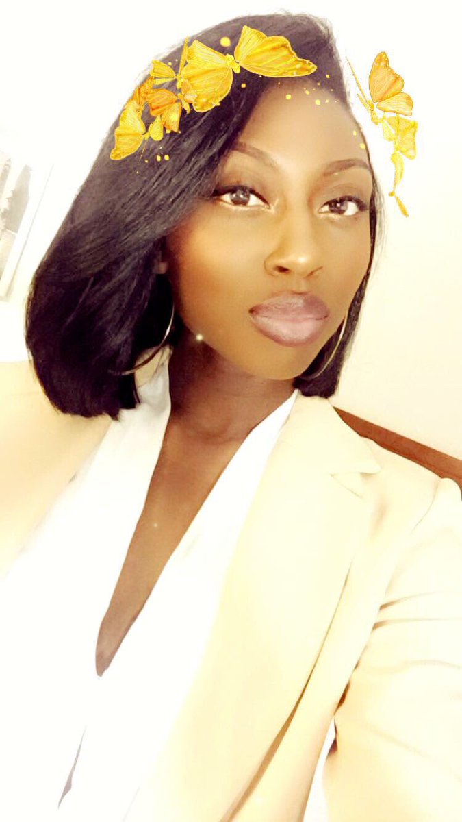 thatchickIZZIE's tweet photo. Never been good at posting things on time.. Oh well.. 🤗 #UIU2016 feat snapchat filters. https://t.co/ETOpJhD6gz
