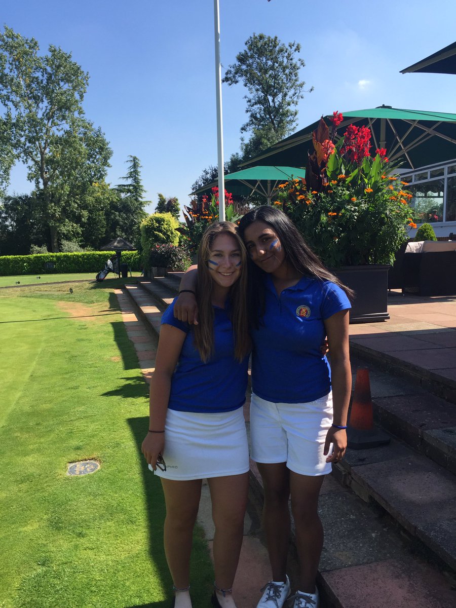 gemmalem_'s tweet photo. @Middxcgu @MLCGAJuniorTeam @mlcga1 junior county week 2016 https://t.co/sYe3y9WFzo