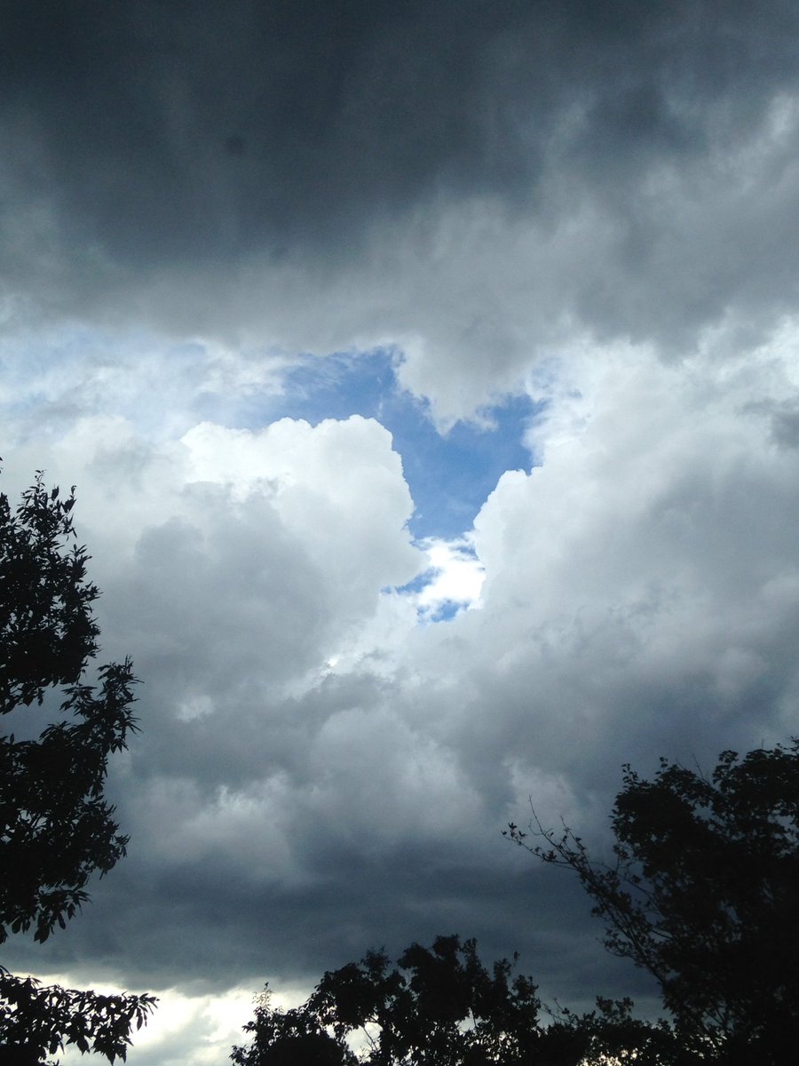 EricaMyatt's tweet photo. @KevinMyattWx Sort of a heart in the middle of a storm. https://t.co/Xun1LrL38F