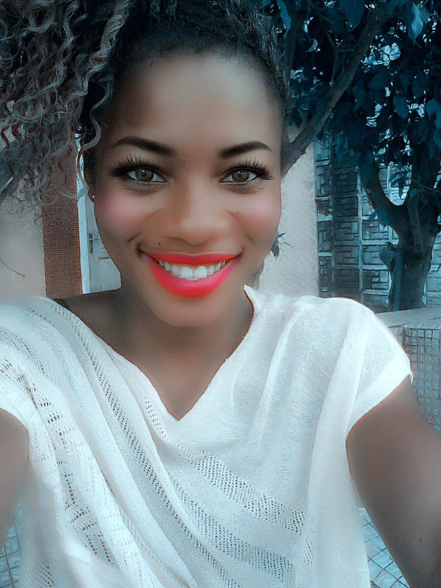 petitpiment87's tweet photo. Bonsoir à vous https://t.co/3hPfwpmbkX