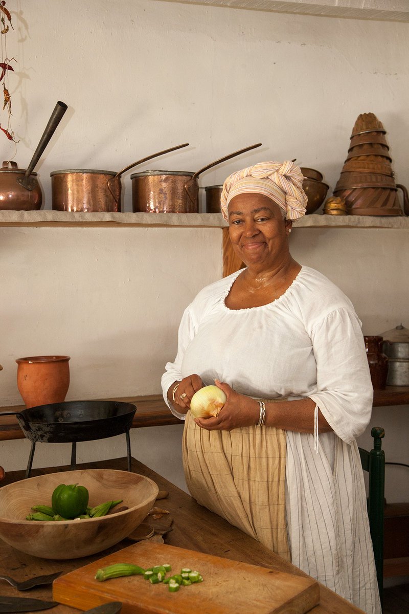 colonialwmsburg's tweet photo. "The voices of my ancestors...are always with me. Their stories must be told." https://t.co/kkmdBRShM8 #WWoW https://t.co/INSYe9MPdg