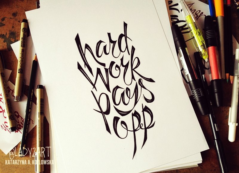 DeviantArt tweet media