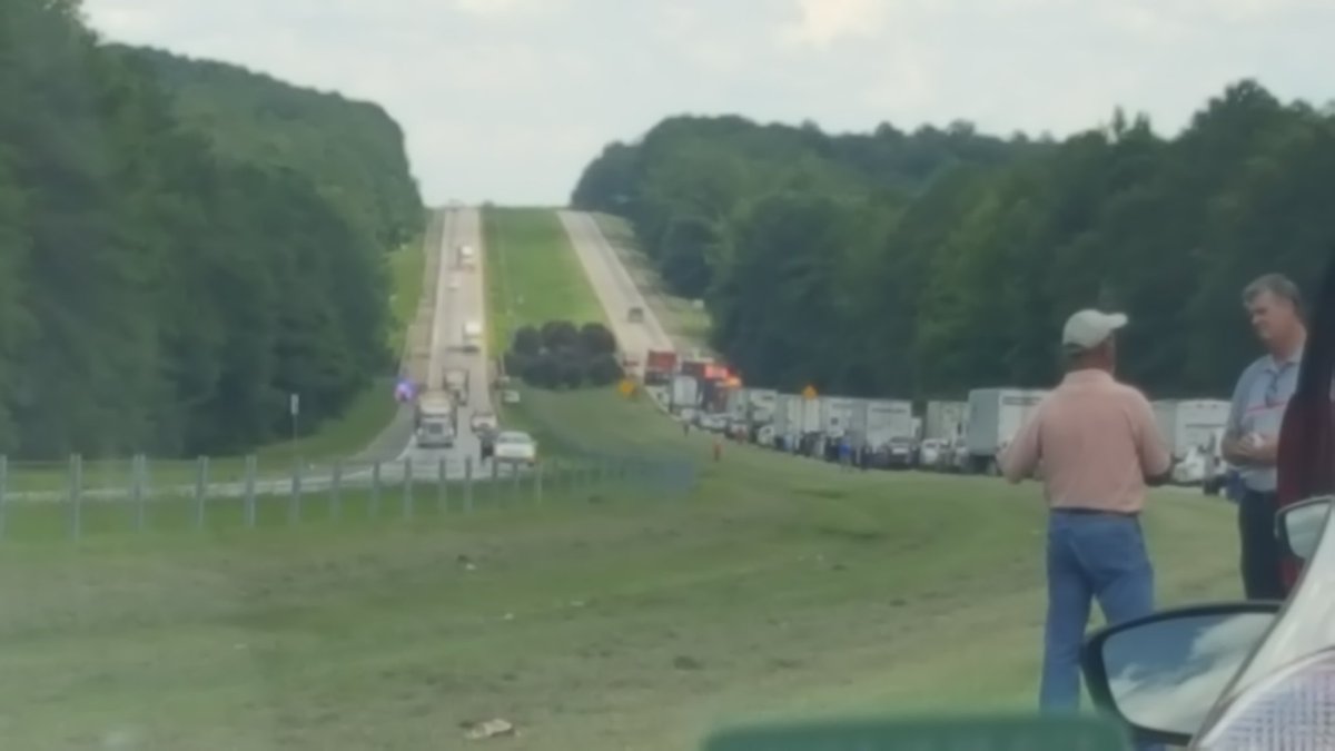 Mariojonn's tweet photo. Any info? 
#i16 #savannah #truckaccident #macon #ga #georgia https://t.co/yYg9FO2aVS