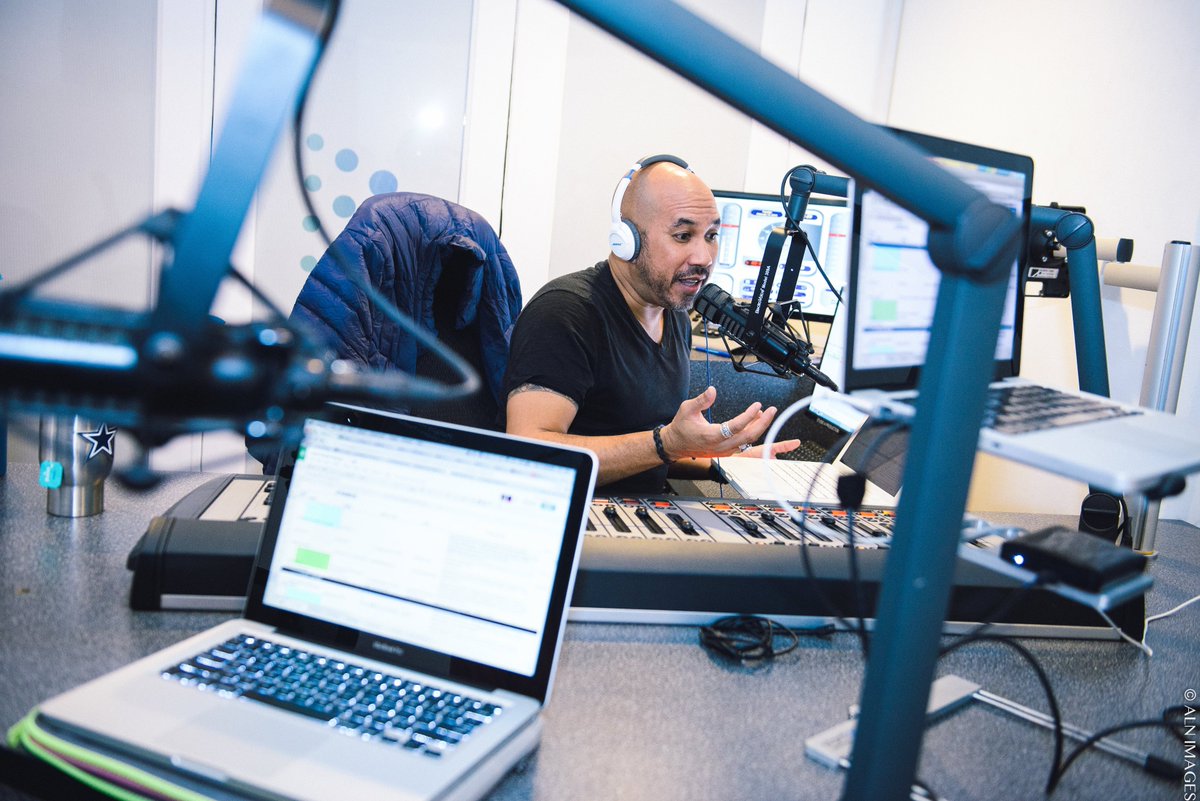 expeditionradio's tweet photo. Music by @WeAreDeLaSoul x @LittleDragon @HBSofDC x @KidGusto @graceboogie &amp; more Friday 6p PT on @dash_radio #DASH1 https://t.co/W9MgrVsltm