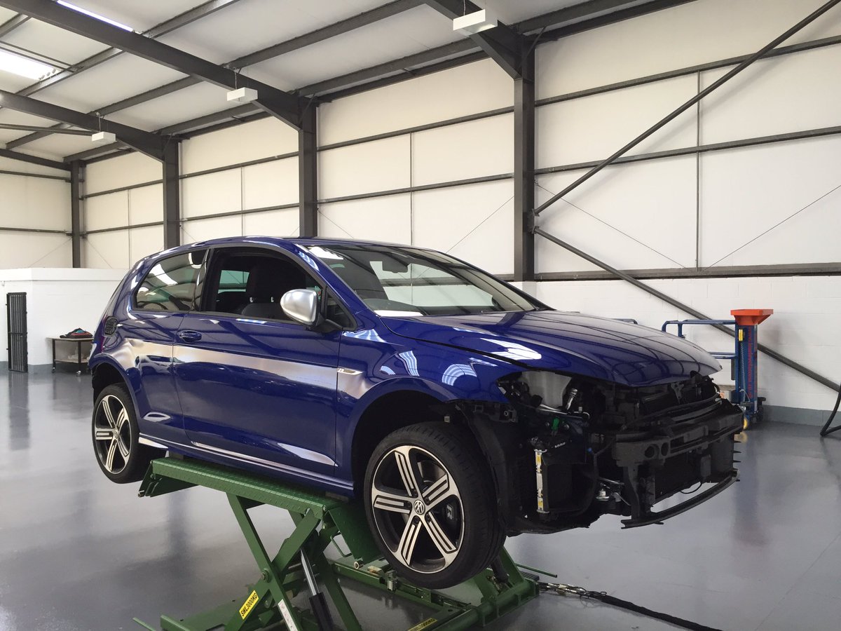Farnell17's tweet photo. #VW #golfR #mattblue #wraps https://t.co/ydfkjwSMes