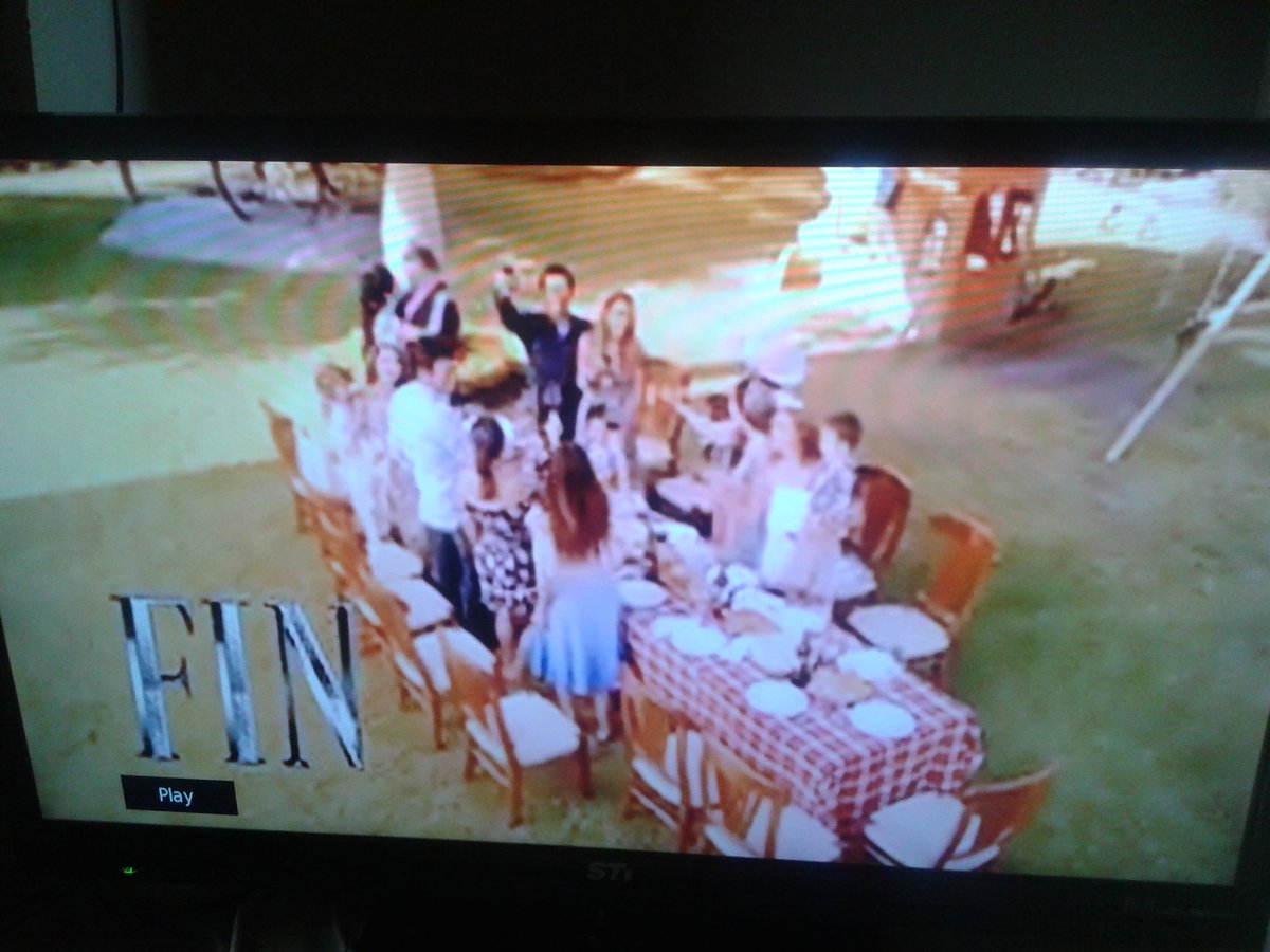 Lucas_AbreuO's tweet photo. #FinalLasAmazonas @MariluzBermudez @DannaGarcia @gretelvaldez @victoriaruffo31 @andrespalacios1 ♥♡♥♡ https://t.co/BAEpeKmQdD