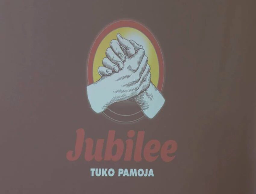 miruruwaweru's tweet photo. Symbol of
Two Hands =Two tribes
@OkatsoJackline @Asamoh_ @Bob_Odhiambo @BEAYAHUS @jimmymwangyy254
#RealityKE https://t.co/dfQYGnK5kS