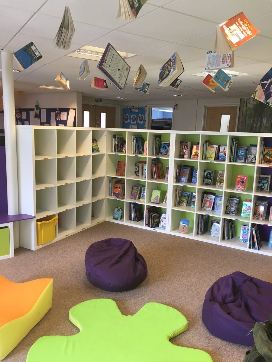 busythings's tweet image. PE lessons in the library!? Whatever next? Primary libraries - buff.ly/2akM81d #PrimaryEd #PrimaryLibraries