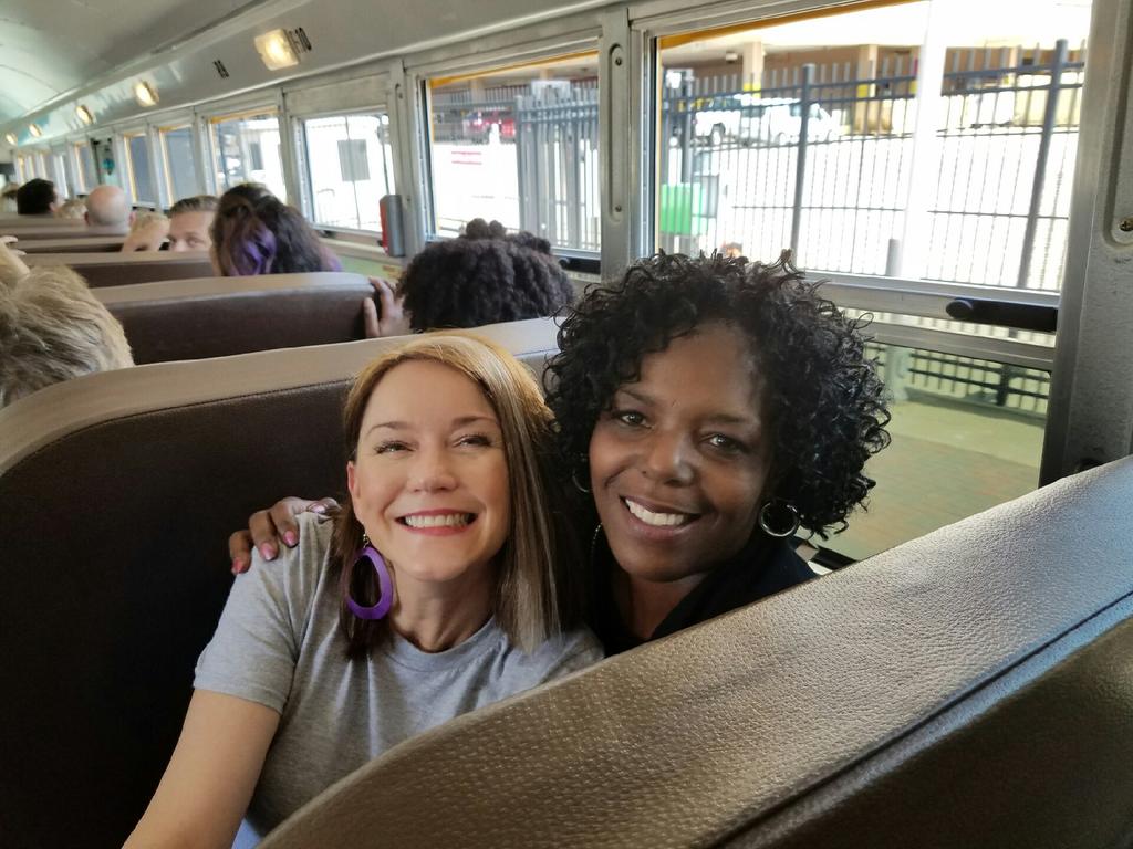LynnetteDixon19's tweet photo. Reflecting on a great day with the Sup of TPS @deborahgist #SUCCESSTPS #TeamTulsa https://t.co/o3MukbdPhy