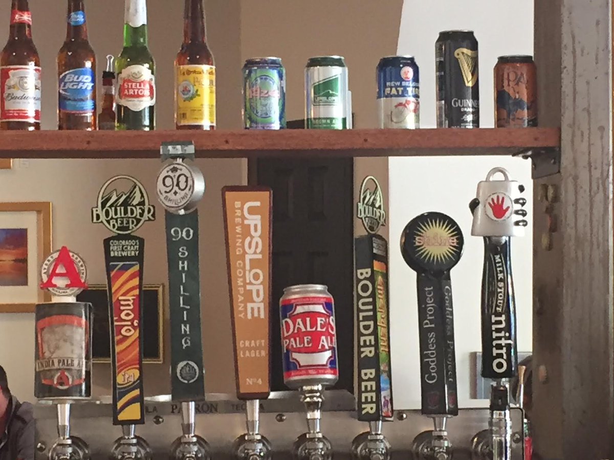 BbqGhost's tweet photo. $5 wines, $4 drafts and wells start at 3pm. The Ghost's #HappyHour is on! https://t.co/Ys9XpRhufK