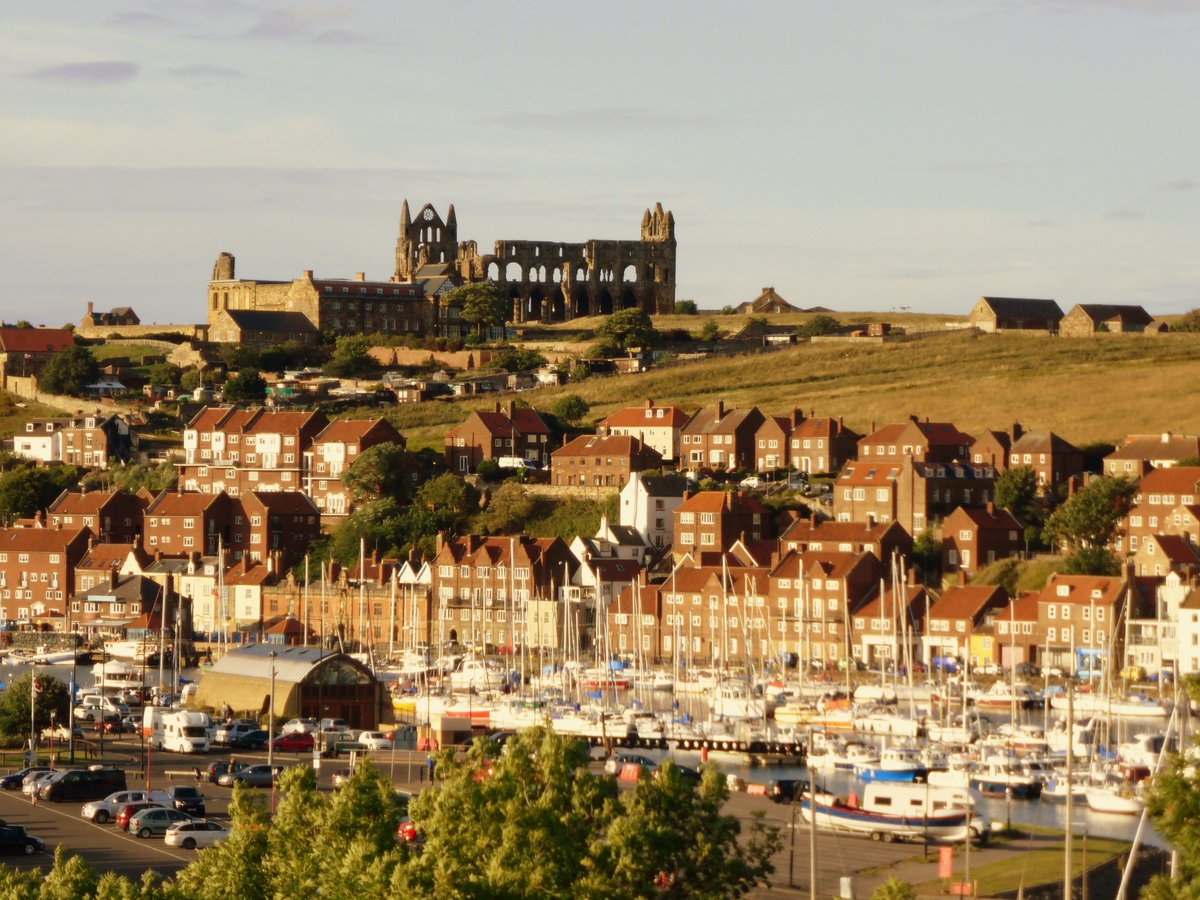 PointNShootPics's tweet photo. #WhitbyWednesday #Whitby #SeaScape #Abbey #Harbour @WhitbyTownRadio @WhitbyAbbey @WhitbyHour #PicOfTheday https://t.co/EJhSMM8Gtp